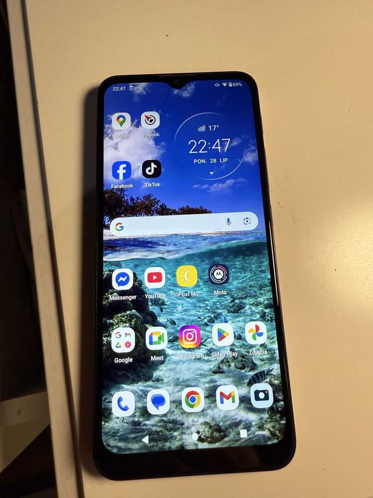 Motorola g30 6giga 128