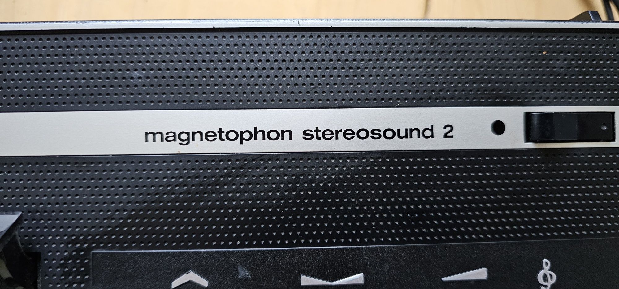 Magnetofon stary telefunken, sprawny !!