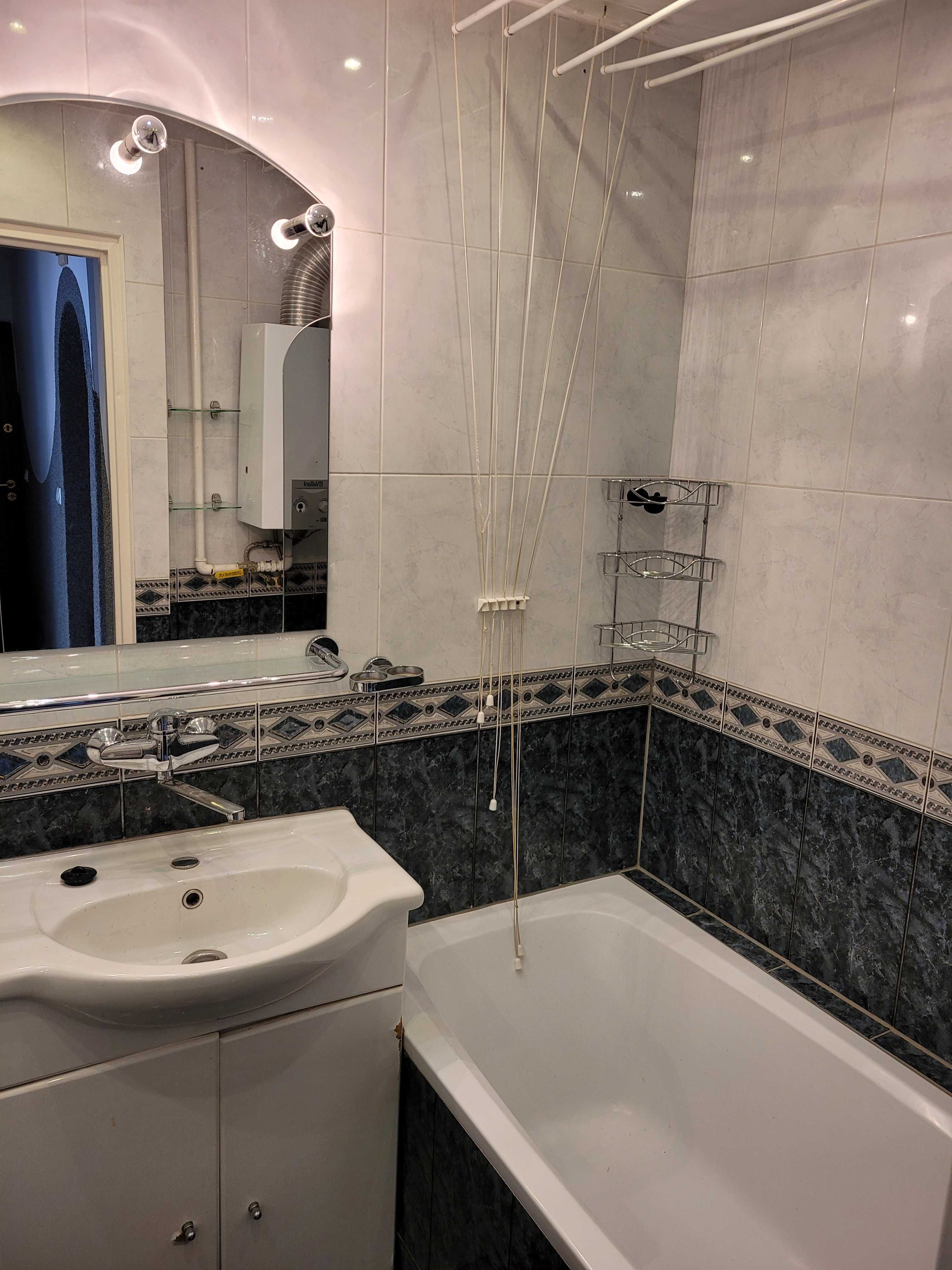 Wynajmę  mieszkanie  na  1 piętrze    3   pokojowe   60 m2 .