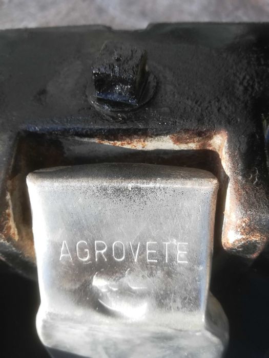 Bebedouro para bovinos ou equideos