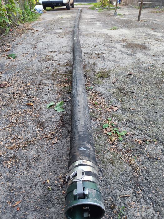 Продам 2 труби резінові, з бочки бензовоза