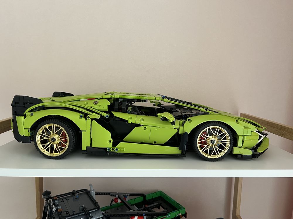 Конструктор аналог Lamborghini Sián FKP 37 (42115) 3696 деталей