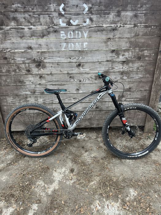 Продам  велосипед mondraker superfoxy r