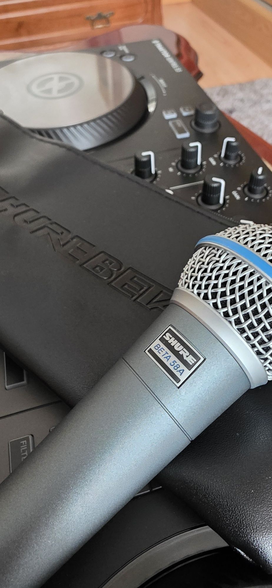 Controladora Traktor S3 MK3 NOVA | Shure Beta 58A | + Extras