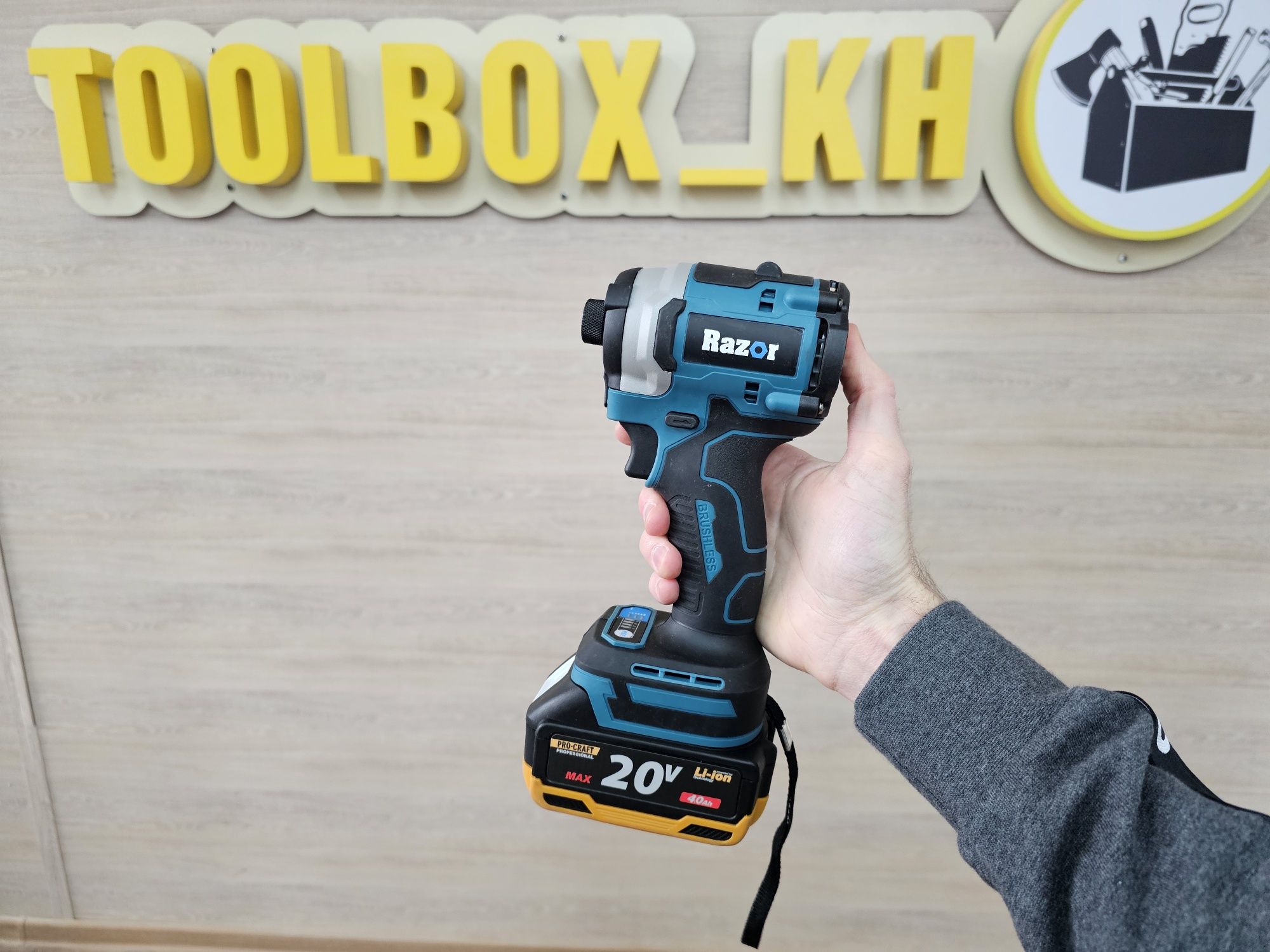 Імпакт Винтоверт Безщітковий 280Нм Razor (акб макіта procraft)