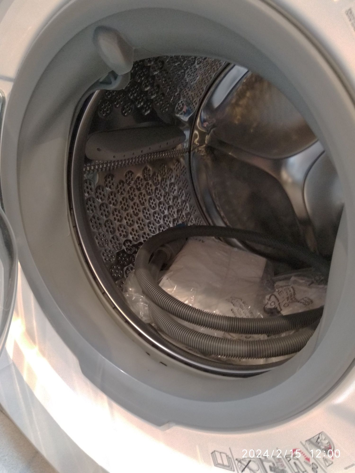 OUTLET Janki ul Wspólna 6 Pralka AEG L9FEC49S