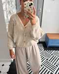 sweter Amelia z dekoracyjnymi guzikami
