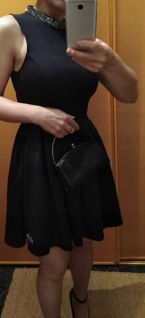 SUPERDRY piękna czarna rozkloszowana sukienka34/36