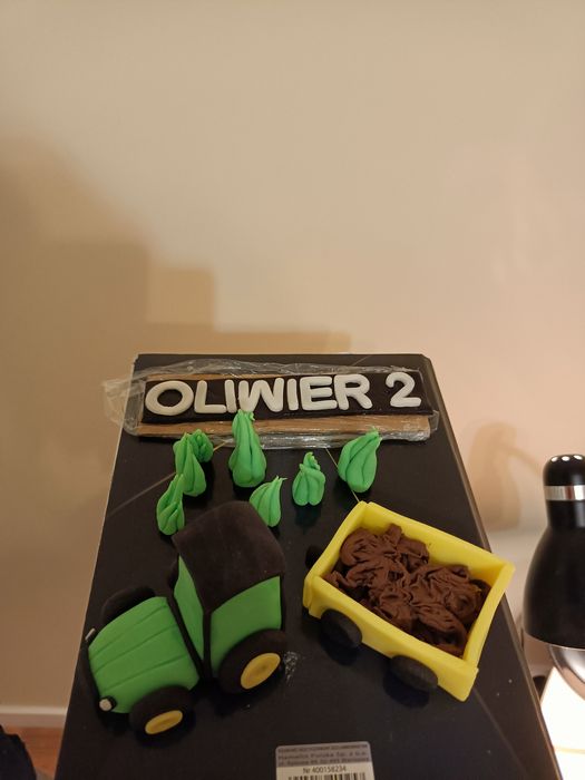 Zestaw na tort traktor