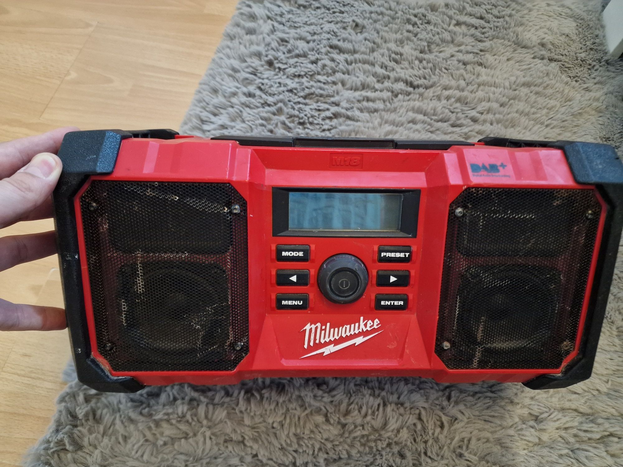 Milwaukee Radio DAB  plus 
M18 VC2-0 Milw