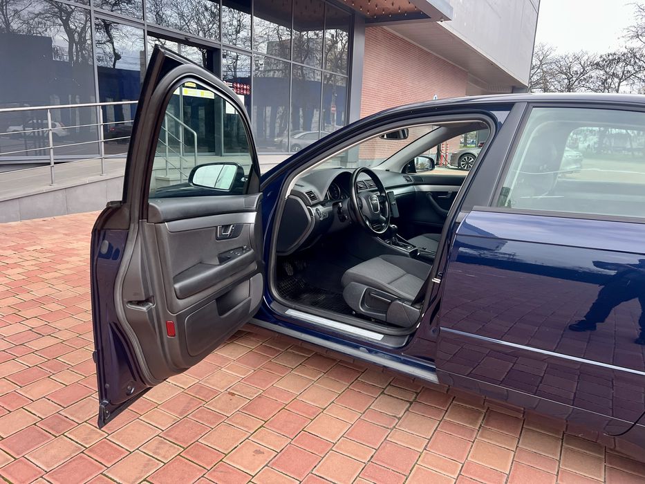 Продам ауди а4 b7