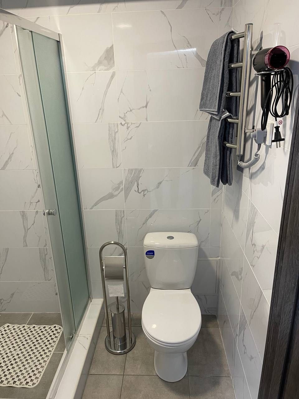 ApartCenter. Квартира посуточно - почасово. VIP. Центр. 97 квартал.