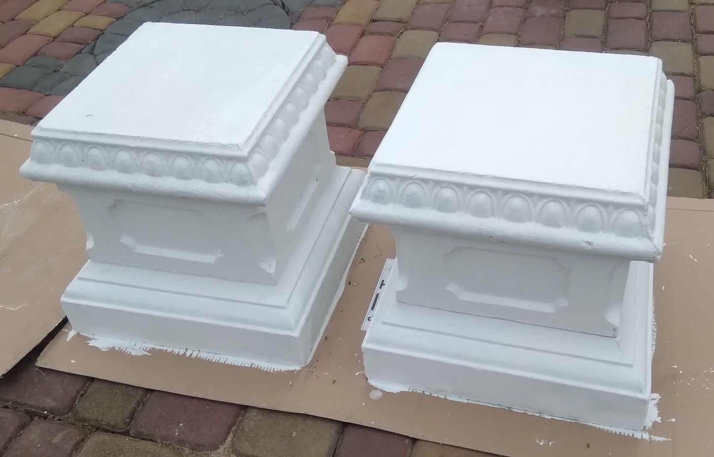 Kolumny 2szt podstawy beton zbrojone 39x39