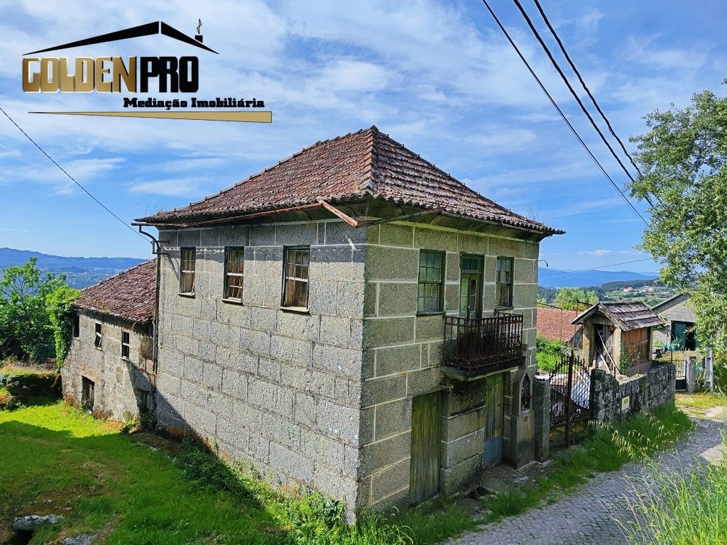 Casa para restauro em Amarante