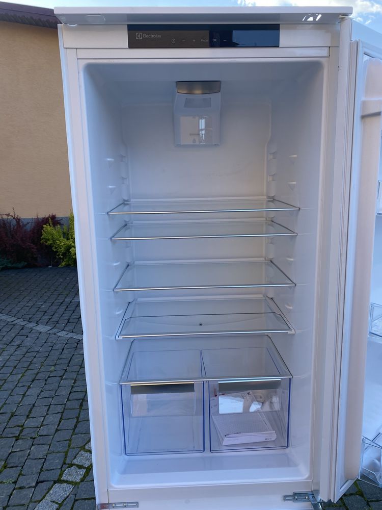 Вмонтований Холодильник Electrolux