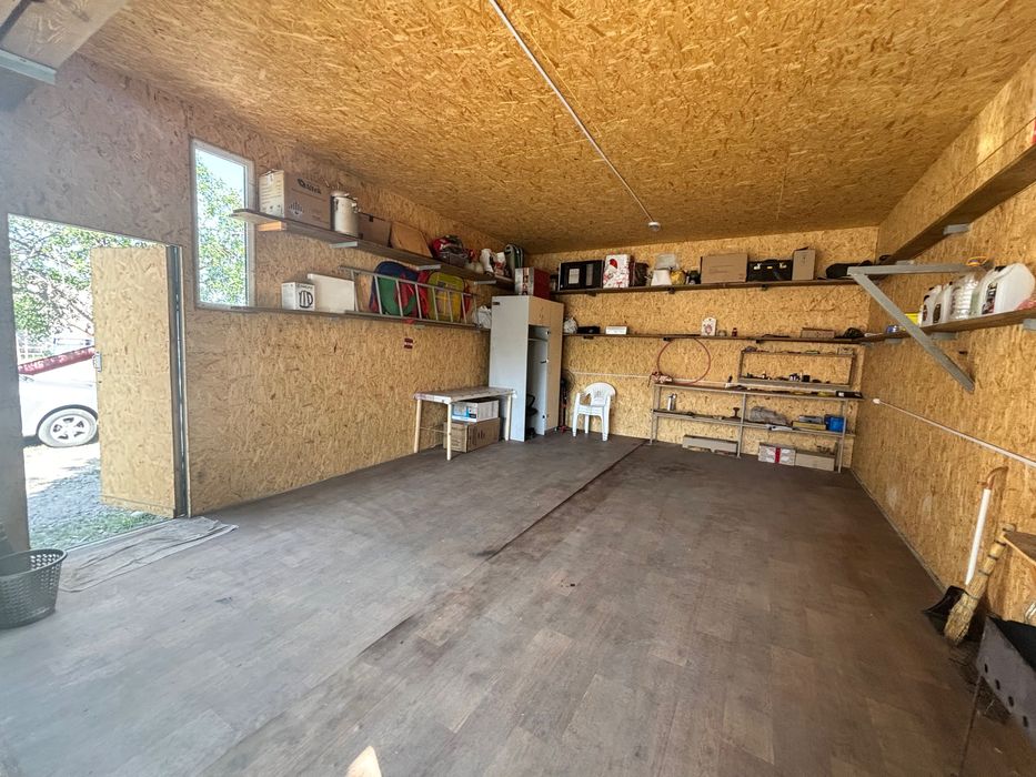 Здається в оренду гараж в Центрі міста