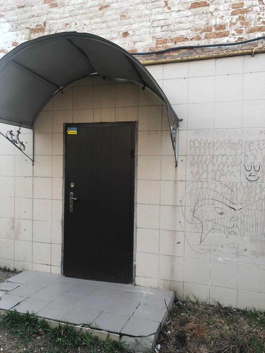 Приміщення салону краси по вул. Перемоги