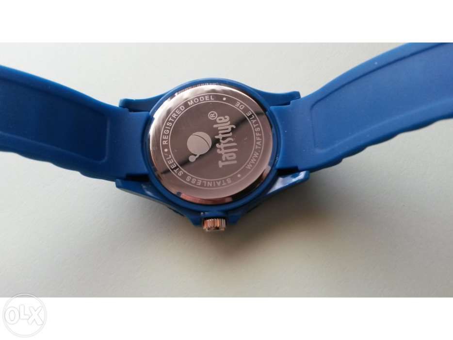 Relogio quartzo taffstyle novo