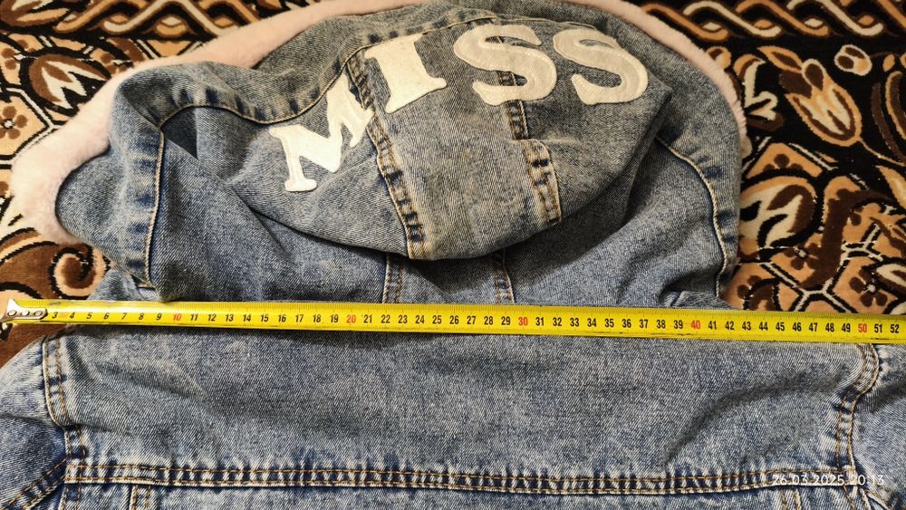 Джинсовая куртка