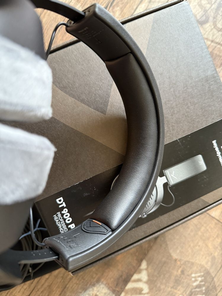 beyerdynamic dt 900 pro x
