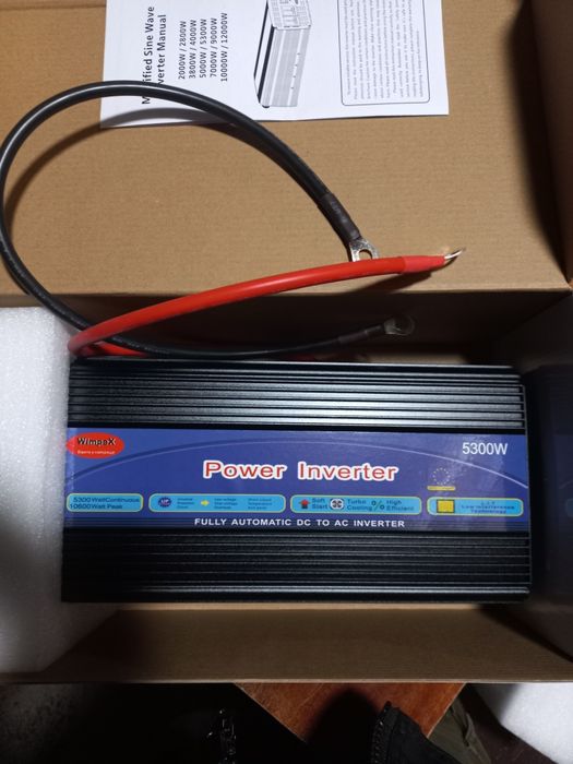 Інвертор ,перетворювач напруги UKC 12в-220в 2000вт з цифровим дисплеєм