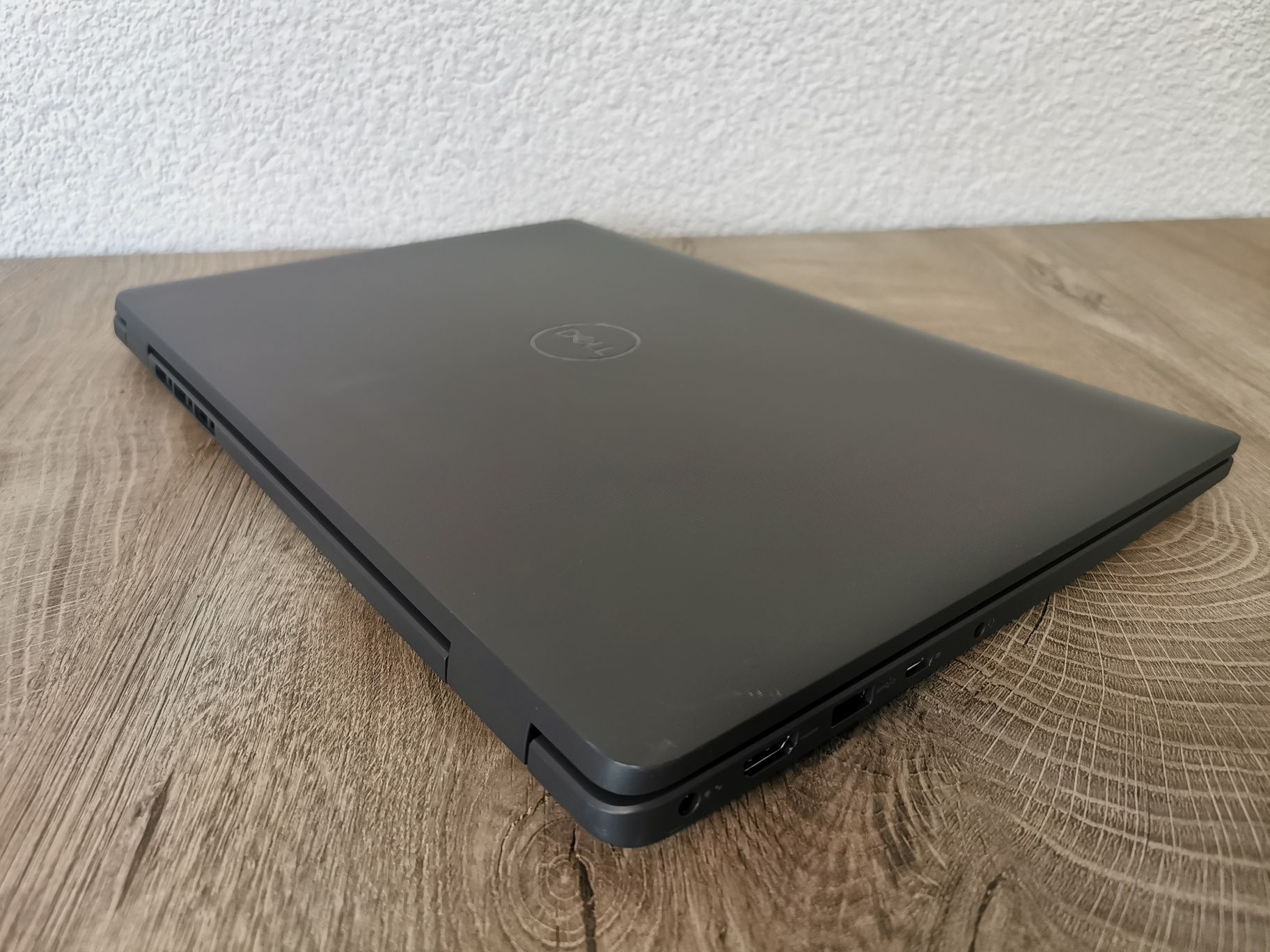 Dell Latitude 3540, Core i3 - 1215u, ram 16 gb, ssd 512 gb, Intel UHD