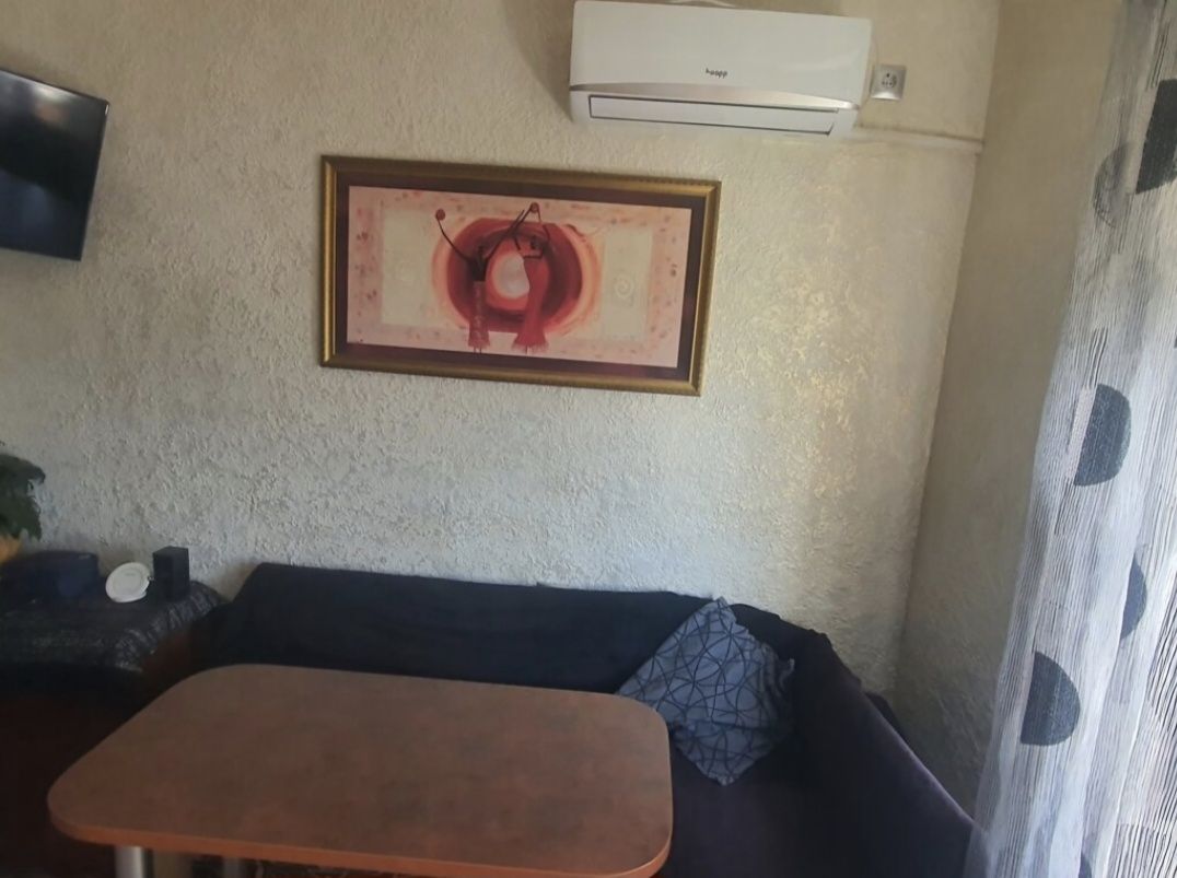 Продам 2х кім по вул.Хортицьке шосе.  15мкрн