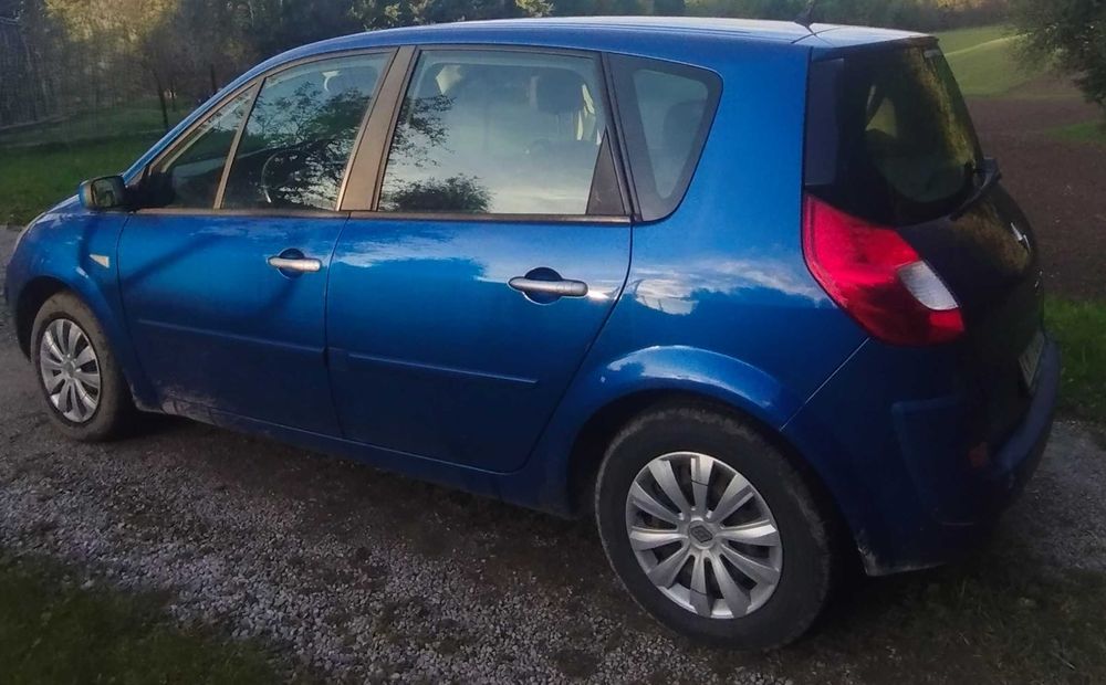 Sprzedam Renault Scenic 1.6 benzyna + gaz – 2006 r.