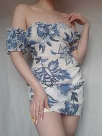 Biała obcisła krótka sukienka w niebieskie kwiaty hiszpanka mini 38 M