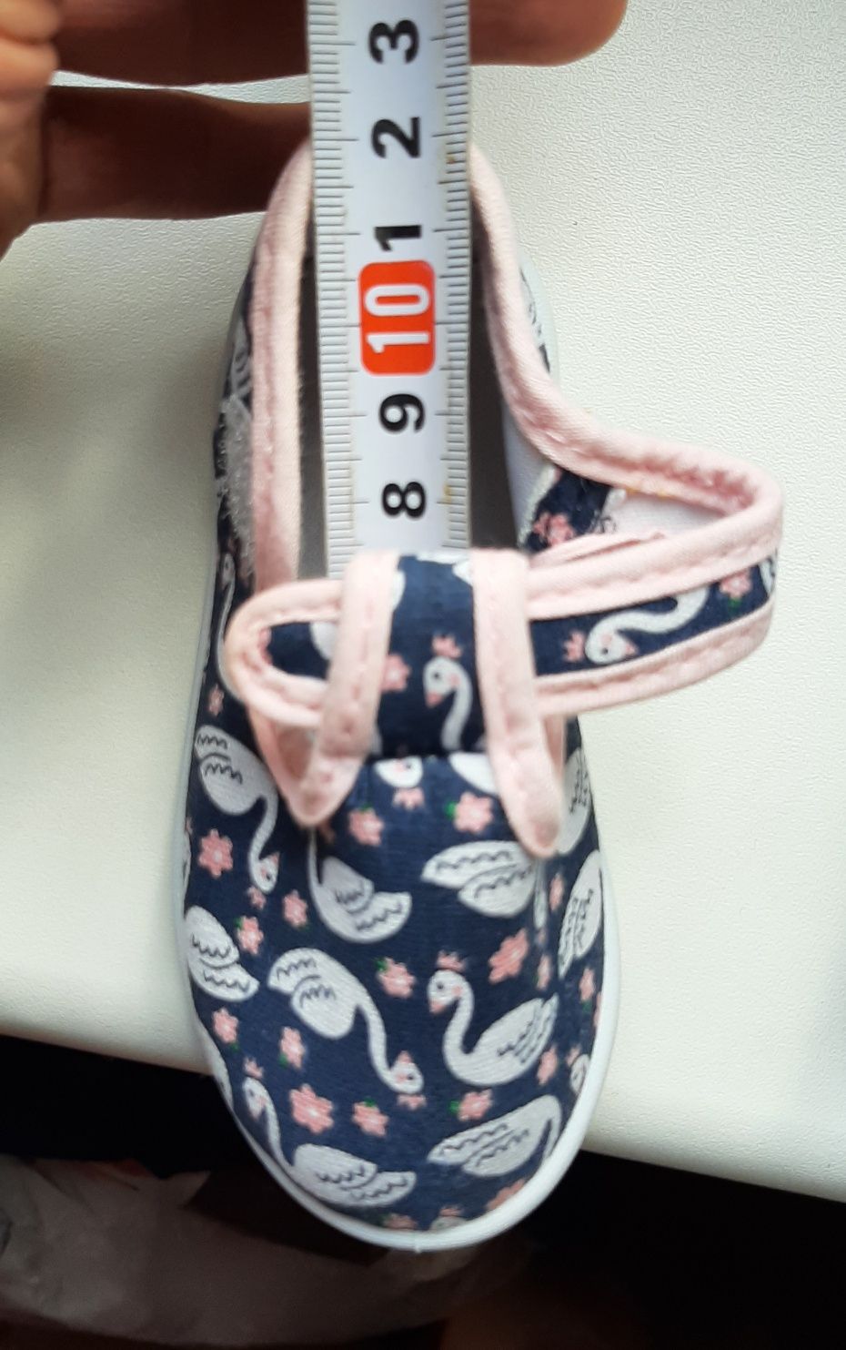 Buciki kapcie przedszkolaka trampki na rzep