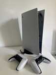 Playstation 5 digital 825gb +2 Pady