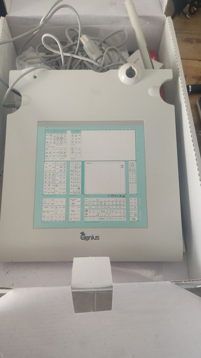 Mesa digitalizadora antiga Genius
