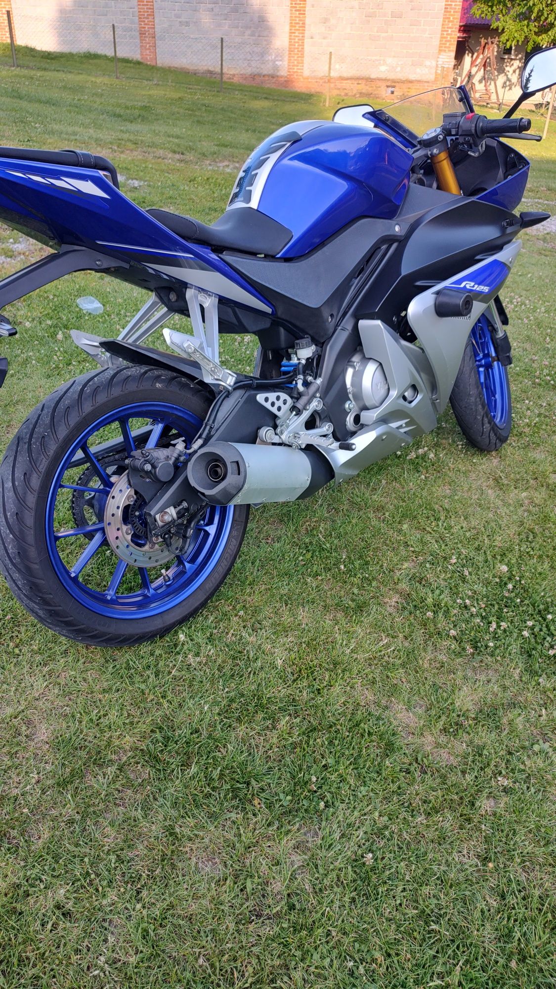 Sprzedam Yamaha YZF R125