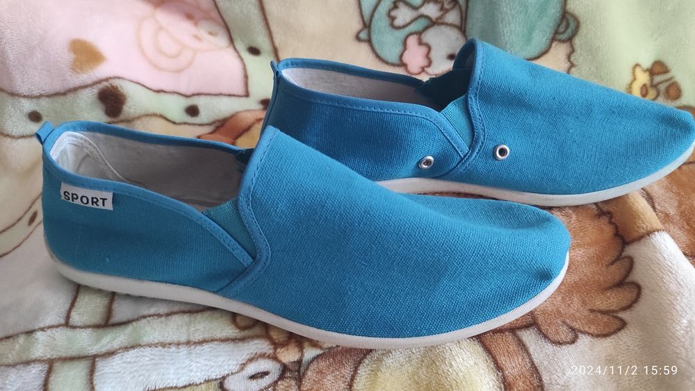 Кеды, тапочки спортивные