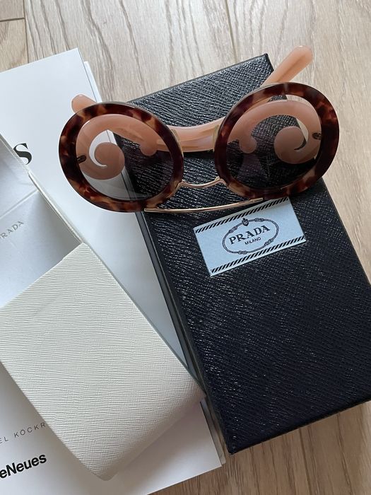 Okulary przeciwsłoneczne Prada