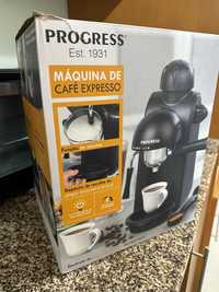 Máquina de Café Expresso Progress