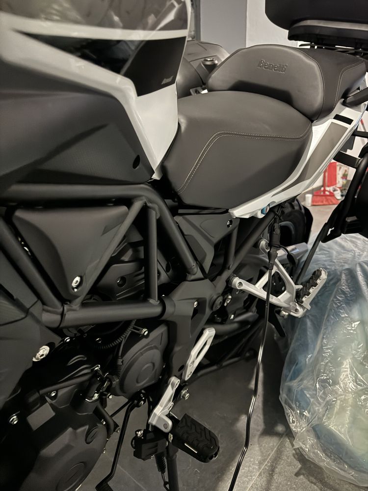 Benelli TRK 502X Dez20 2500km - NOVA