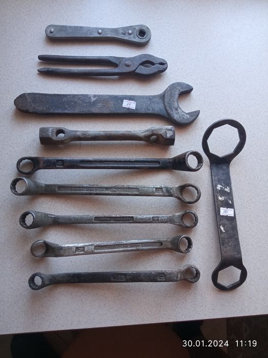 Ручной инструмент...молотки, стамески,напильники и прочее..СССР