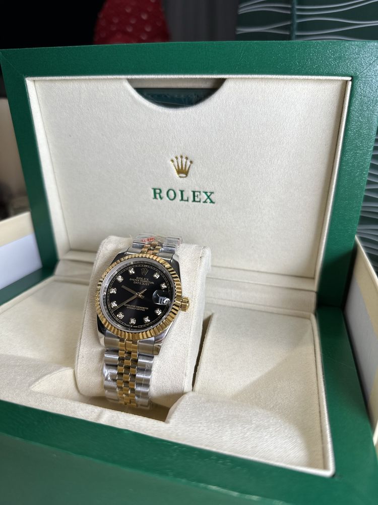 Жіночий Rolex Date just gold black