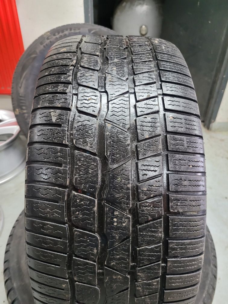 Opony Zimowe CONTINENTAL 245/45 R17 99H