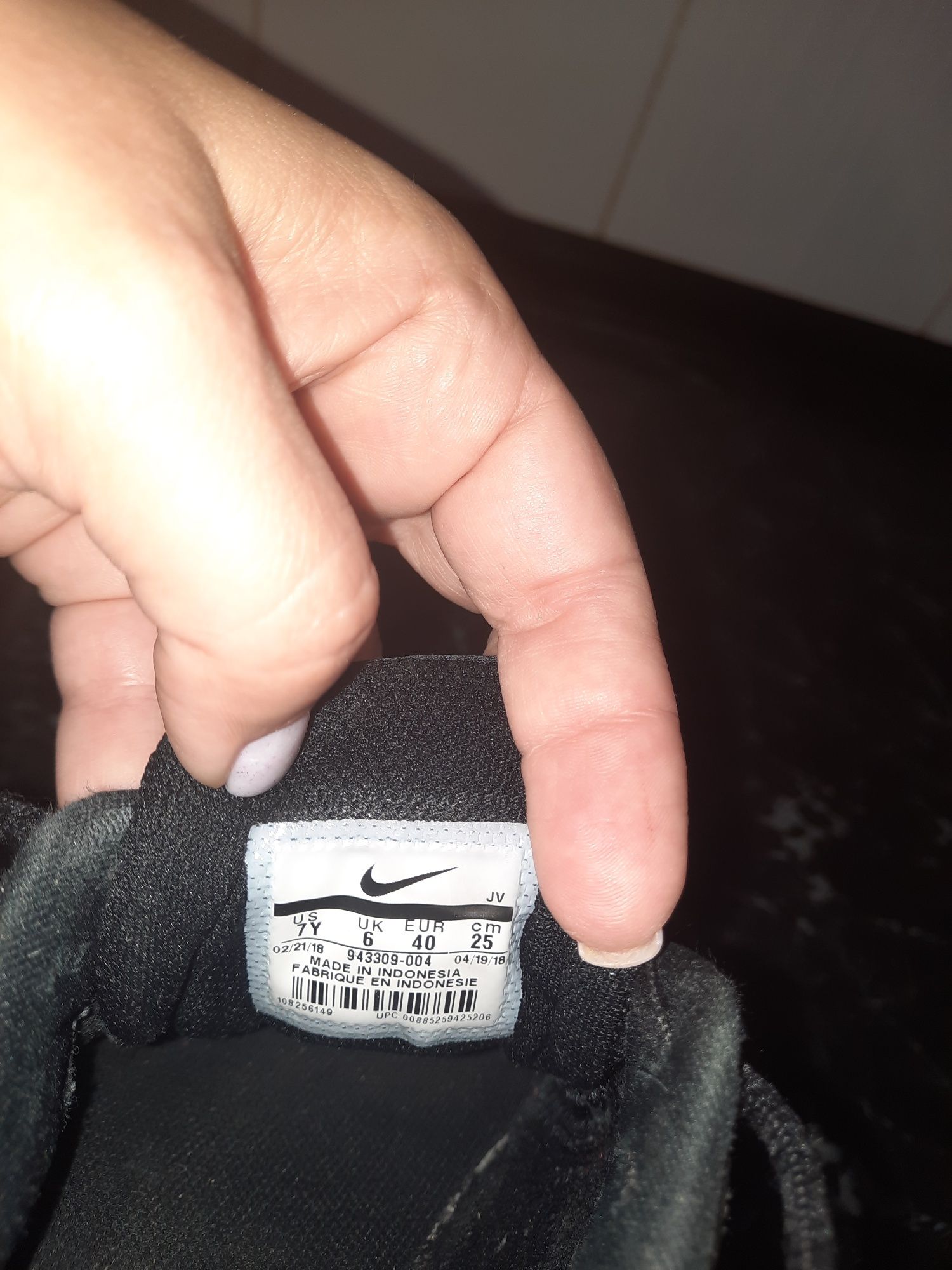 Кроссовки Nike, 40р. - 25 см