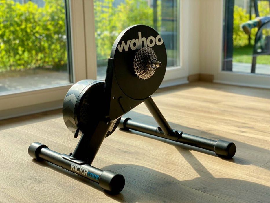Trenażer rowerowy WAHOO KICKR CORE