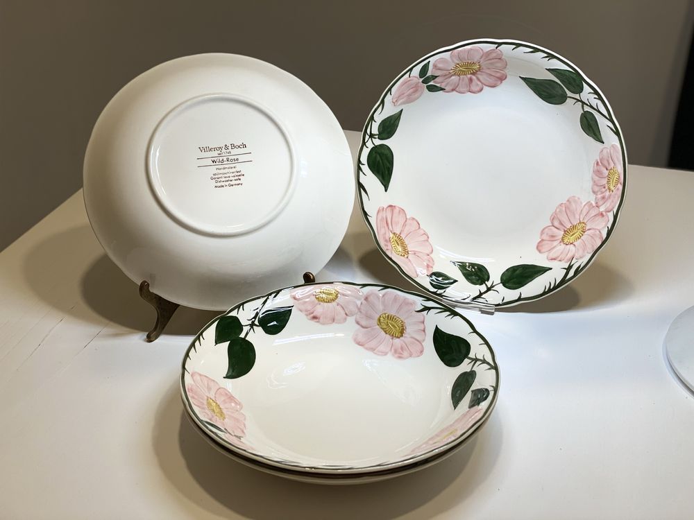 Супница Villeroy Boch серия Wild Rose производства GDR Германи