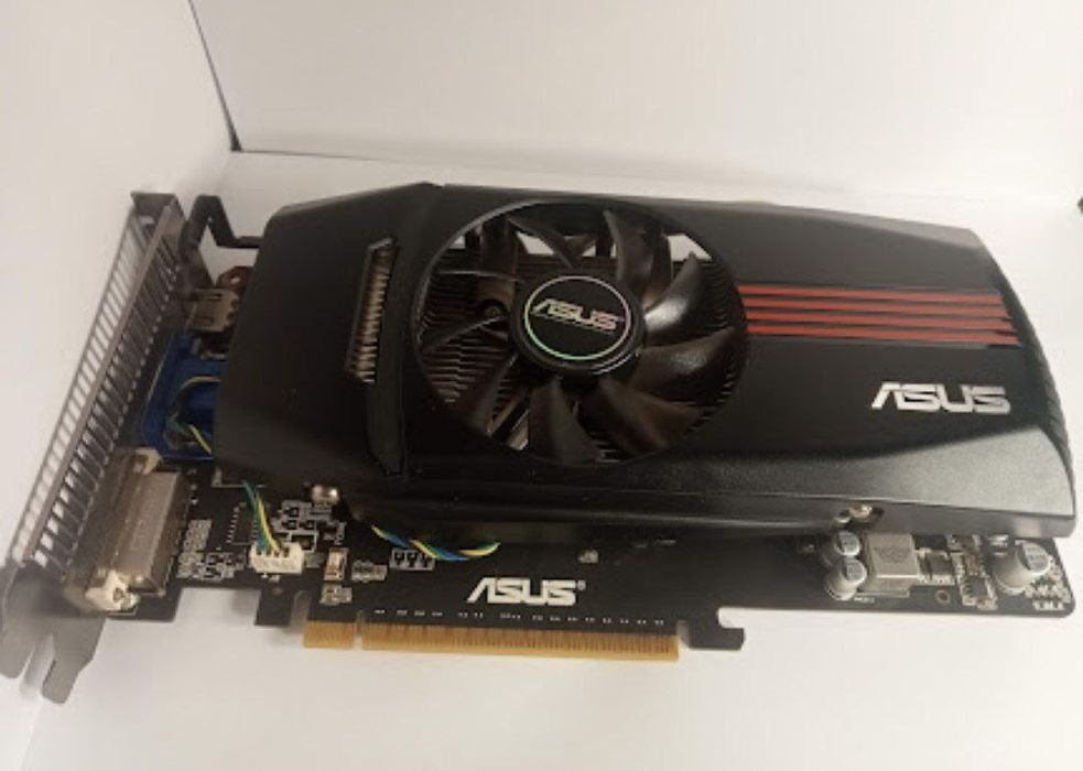 Продам відеокарту GeForce GTX 550 Ti 1GB Asus