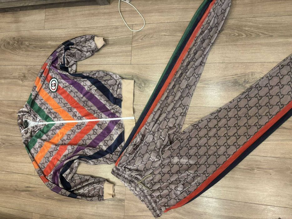 Gucci piękny dresik rozm s