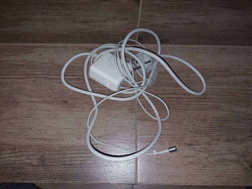 Zasilacz MagSafe  45W  Macbook 14.5V 3.1A z kablem Magsafe "L"