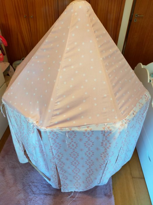 Tenda yurt para criança