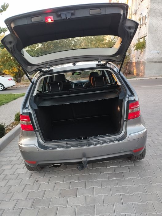 Mercedes-Benz B180 W245,бензин,автомат 2010года