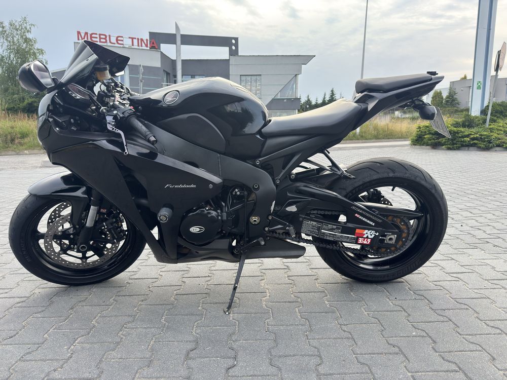 Honda CBR 1000RR SC59*39tys*Leo Vince