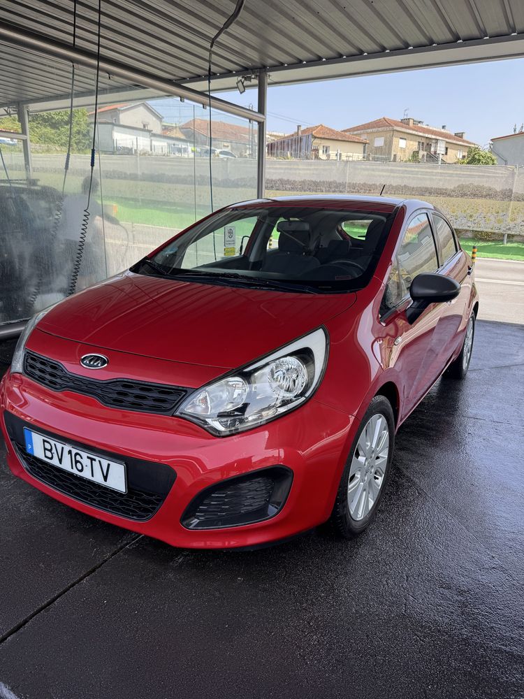 Kia Rio 1.4 Dream Team Edition